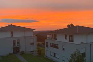 Wohnen mit Charakter: Penthouse mit 3,5 Zimmern in Wuppertal-Elberfeld