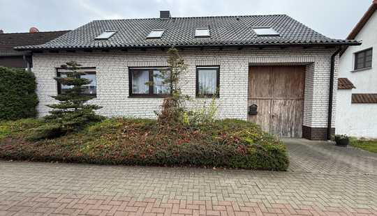 Bild von 1-2 Familienhaus mit großem Garten und vielseitig nutzbarem Nebengebäude