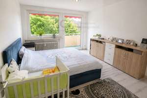 Großer Balkon mit Grünblick - gepflegte 2-ZKB-Eigentumswohnung in Wolfsanger-Hasenhecke – Die vollständige Adresse der Immobilie erhältst du vom Anbieter., 34125 Wolfsanger, Kassel – Vorschaubild 2