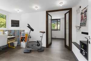 Top-Villenanwesen mit Pool & Park-Grundstück! Garden-Lounge-House! 4 Bäder! 2 Doppel-Garagen! – Duisburg – Vorschaubild 14