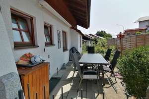 Einfamilienhaus mit Apartement und Einliegerwohung (vermietet)! – Die vollständige Adresse der Immobilie erhältst du vom Anbieter., 94234 Viechtach – Vorschaubild 2