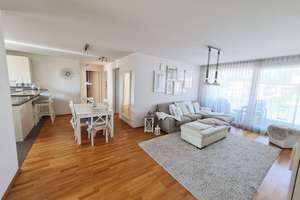 Helle 4-Zimmer-Wohnung mit Balkon in ruhiger und zentraler Lage, inkl. TG-Stellplatz – Die vollständige Adresse der Immobilie erhältst du vom Anbieter., 71334 Waiblingen – Vorschaubild 1