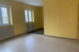 Großer Balkon, Wohnzimmer mit offenem Kochbereich, uvm. – Grünewaldstr. 7, 90408 Uhlandstraße, Nürnberg – Vorschaubild 1