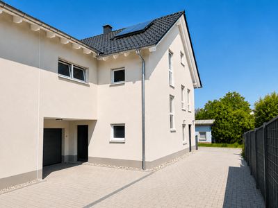 Haus kaufen? Dann aufgepasst: Doppelhaushälfte mit 7 Zimmern, Garten, Garage & starken Mieteinnahmen