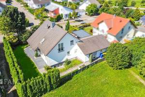 Exklusives Einfamilienhaus in Emmingen-Liptingen – Die vollständige Adresse der Immobilie erhältst du vom Anbieter., 78576 Emmingen-Liptingen – Vorschaubild 2