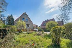 gepflegtes gemütliches Einfamilienhaus in guter Lage - Preis Verhandlungsbasis/ Gebotsabgabe