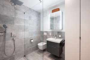 AIGNER - Exklusive Neubauwohnung mit Süd-/ Westbalkon in attraktiver Lage – Die vollständige Adresse der Immobilie erhältst du vom Anbieter., 81737 Altperlach, München – Vorschaubild 7