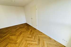 Moderne 3-Raum Wohnung mit Balkon, Abstellkammer sowie Waschmaschinenanschluss! – Otto-Franke-Straße 45, 12489 Adlershof, Berlin – Vorschaubild 6