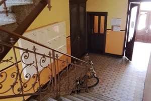 Freundliche Uni-/Zentrums-nahe 2-Raum-Wohnung in Bernsdorf mit Einbauküche und großen Balkon – Stadlerstraße 3, 9126 Bernsdorf, Chemnitz – Vorschaubild 2