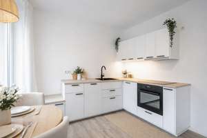 Kuschelige 2 Zimmer-Wohnung mit offener Einbauküche * Sonnen-Balkon * perfekt für Studenten & Azubis – Westhoffstraße 53, 23554 Sankt Lorenz Nord, Lübeck – Vorschaubild 5