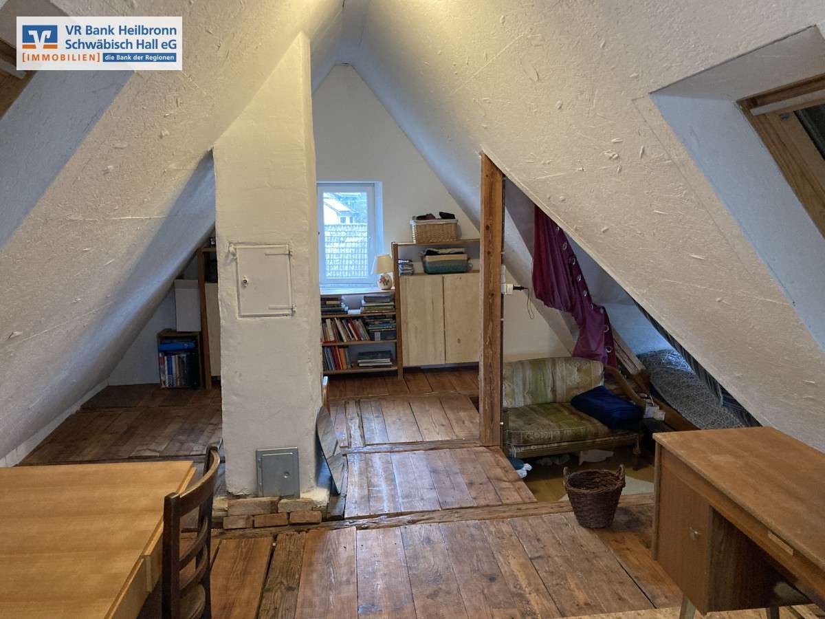 Immobilie in Rosengarten - GROßES CHARMANTES FACHWERKHAUS 
MIT SCHEUNE IN RIEDEN - Bild 8