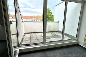 Charmante Dachgeschosswohnung mit privater Terrasse in Berlin-Tempelhof – Nackenheimer Weg 17, 12099 Tempelhof, Berlin – Vorschaubild 5