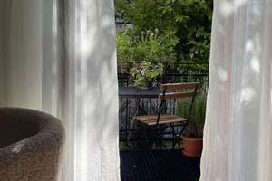 Wohnung mit 2 Gärten direkt am Günthersburgpark  – Die vollständige Adresse der Immobilie erhältst du vom Anbieter., 60389 Nordend-Ost, Frankfurt am Main – Vorschaubild 1