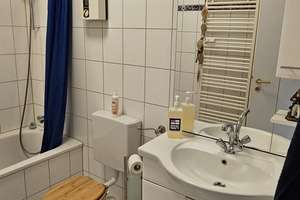 Lichtdurchflutete Wohnung in einem zwei Parteien Bungalow mit integrierter Einbauküche – Viktoriastraße 38, 33602 Mitte, Bielefeld – Vorschaubild 12