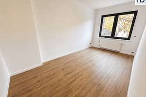 WG-geeignet! Kernsanierte 4 Zimmer Altbau-Wohnung mit Küche, Gäste-WC und Balkon in Köln Marienburg – Die vollständige Adresse der Immobilie erhältst du vom Anbieter., 50968 Marienburg, Köln – Vorschaubild 3