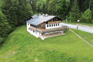 Sonniges Mehrfamilienhaus mit gewerb. Nutzung, großem Grundstück, Terrasse, Balkon & Doppelgarage – Berchtesgadener Land (Kreis) – Vorschaubild 26