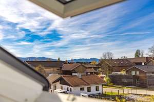 Chalet trifft Purismus: Familiengerechtes Eckhaus mit attraktiver Ausstattung zum Erstbezug – Warngauer Straße 6, 83666 Waakirchen – Vorschaubild 9