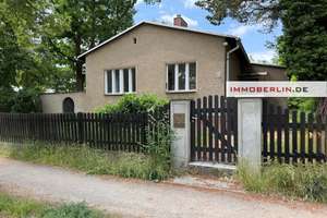IMMOBERLIN.DE - Energieeffizienter sanierter Bungalow mit traumhaftem Südwestgarten – Die vollständige Adresse der Immobilie erhältst du vom Anbieter., 14513 Teltow – Vorschaubild 1