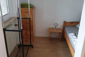Geschmackvollem möblierte Wohnung mit zwei Zimmern sowie Balkon und Einbauküche in Neudorf – Koloniestrasse 151, 47057 Duisburg – Vorschaubild 8