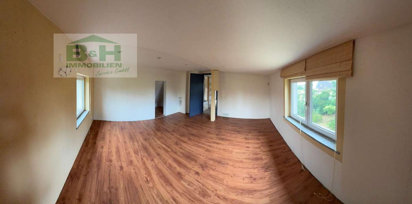 Immobilie in Zörbig - Preis auf Anfrage - EFH mit großem Grst. ca. 1900 qm - DHH - in Zörbig - ruhige Randlage Wfl. 137 qm - Bild 3