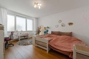 Wohnen wie im eigenen Stadthaus: Garten, Gewölbekeller und separater Eingang – Die vollständige Adresse der Immobilie erhältst du vom Anbieter., 40223 Bilk, Düsseldorf – Vorschaubild 13