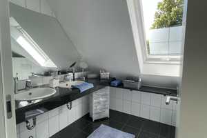 PROVISIONSFREI !!  Bockum, freistehend mit schönem Sonnengrundstück – Krefeld – Vorschaubild 18