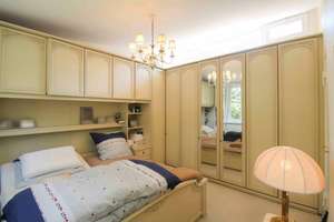 *NEUER PREIS* Bezugsfrei: Gepflegtes 4-Zi.-Reihenmittelhaus mit Tiefgarage und Garten in Nikolassee! – Die vollständige Adresse der Immobilie erhältst du vom Anbieter., 14129 Nikolassee, Berlin – Vorschaubild 6