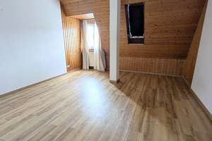 *Ideal auch für 2er WG! 2-Zimmer-Altbauwohnung im Dachgeschoss in Stuttgart-West, Nähe Vogelsang* – Die vollständige Adresse der Immobilie erhältst du vom Anbieter., 70193 Vogelsang, Stuttgart – Vorschaubild 2