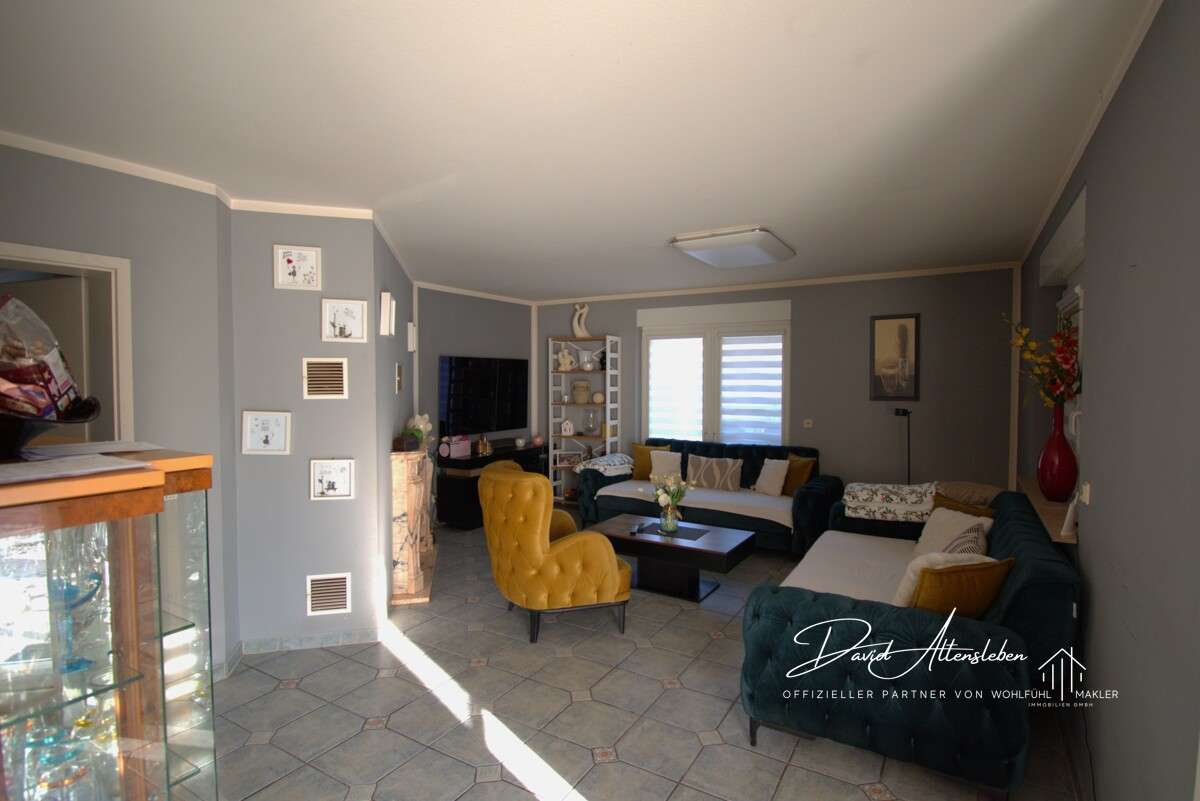 Immobilie in Wolmirstedt - Ankommen. Durchatmen. Zuhause sein. – Einfamilienhaus mit Kamin - Bild 0