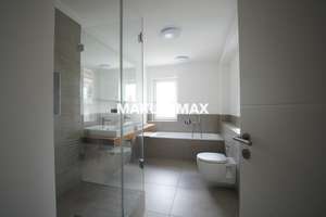 Exklusive 4-Zimmer-Wohnung mit großem Balkon, Einbauküche und Aufzug – Die vollständige Adresse der Immobilie erhältst du vom Anbieter., 70197 Rotebühl, Stuttgart – Vorschaubild 10