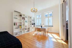 Einzigartige 4-Zimmer Wohnung im Kreuzviertel mit beeindruckender Raumhöhe – Die vollständige Adresse der Immobilie erhältst du vom Anbieter., 48147 Kreuz, Münster – Vorschaubild 2