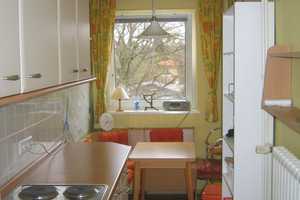 Sonnige und ruhige 2-Zi-Wohnung (Balkon, EBK, Stellplatz) im gepflegten Umfeld in Charlottenburg – Lindenallee 52, 14050 Berlin – Vorschaubild 13