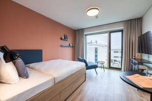 Furnished micro apartments, community areas, coworking & gym close to BMW – Schätzweg 1-3, 80935 Lerchenau-Ost, München – Vorschaubild 3