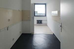 Frisch renovierte 3-Zimmer-Wohnung im Zentrum ! – Neckarpromenade 9, 68167 Neckarstadt-Ost/Wohlgelegen, Mannheim – Vorschaubild 3