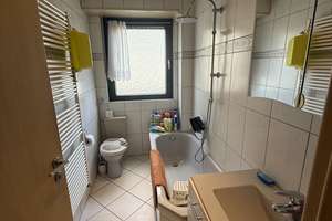 MA - SANDHOFEN // Attraktives Dreifamilienhaus mit großem Garten, Garage und Entwicklungspotenzial – Die vollständige Adresse der Immobilie erhältst du vom Anbieter., 68307 Sandhofen, Mannheim – Vorschaubild 13