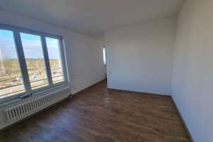 Schöne 2-Raumwohnung, aber auch 1-Raumwohnungen im Betreuten Wohnen für Rentner ab sofort verfügbar – Tschirchdamm 20, 14772 Hohenstücken, Brandenburg an der Havel – Vorschaubild 2