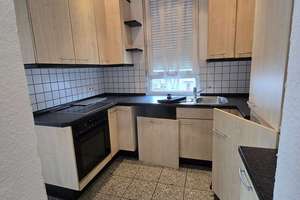 Renovierungsbedürftige 3 Zimmer Wohnung mit Garage – 70372 Kurpark, Stuttgart – Vorschaubild 4