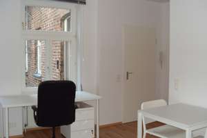 kleines, ruhiges Studentenappartement in denkmalgeschütztem Haus – Viktoriastr. 68, 52066 Frankenberg, Aachen – Vorschaubild 5