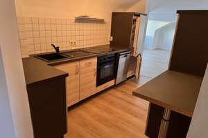 Charmante 2-Zimmer Dachgeschosswohnung in Bonn-Beuel – Die vollständige Adresse der Immobilie erhältst du vom Anbieter., 53225 Schwarzrheindorf/Vilich-Rheindorf, Bonn – Vorschaubild 9