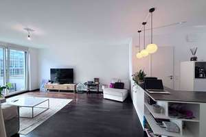 Moderne 2-Zi.-Wohnung mit Balkon, Tiefgaragenstellplatz & Keller in begehrter Maxvorstadt – 80335 Sankt Benno, München – Vorschaubild 2