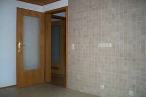 Helle 2-Zimmer Dachgeschosswohnung in Wiesbaden-Biebrich – Die vollständige Adresse der Immobilie erhältst du vom Anbieter., 65203 Biebrich, Wiesbaden – Vorschaubild 3
