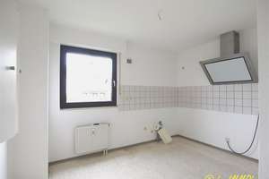 Terrasse mit privatem Gartenanteil, 3 Wohnetagen und Garage - VERMIETET! – Die vollständige Adresse der Immobilie erhältst du vom Anbieter., 9669 Frankenberg/Sachsen – Vorschaubild 5