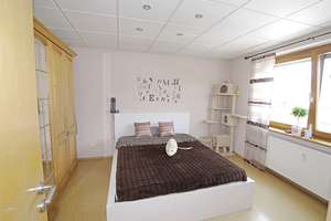 Charmantes Zweifamilienhaus mit viel Platz und Traumgarten – Die vollständige Adresse der Immobilie erhältst du vom Anbieter., 93176 Beratzhausen – Vorschaubild 27