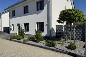 Moderne 4-Zimmer-Neubauwohnung mit Einbauküche und Garten in Reislingen/Wiesengarten