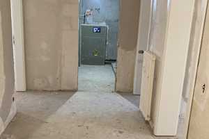 4 Zimmer, Küche, Bad, Balkon. Neu saiert:Böden (Laminat/Fliesen)/ neue Türen/Zargen/ neues Bad/ usw. – Georg-von-Boeselager-Str. 13, 53117 Bonn – Vorschaubild 17