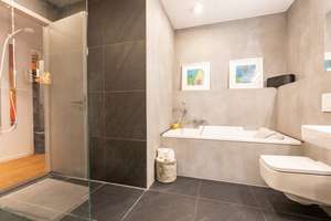 Property thumbnail 32