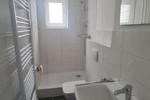 So macht wohnen Spaß: frisch sanierte 2,5-Zimmer-Wohnung – Augustenstr. 17, 24143 Gaarden-Ost, Kiel – Vorschaubild 2