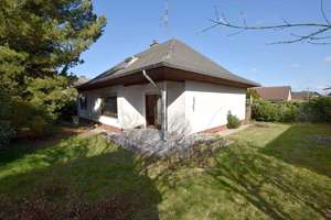 Gemütlicher 70er-Jahre-Bungalow zum Modernisieren mit Keller + Garage. – Die vollständige Adresse der Immobilie erhältst du vom Anbieter., 38446 Nordsteimke, Wolfsburg – Vorschaubild 10