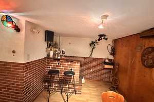 Attraktives Reihenendhaus mit Wintergarten und Bar im Keller – Familienfreundliches Wohnen – Ludwigsburg (Kreis) – Vorschaubild 28
