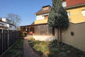Frankfurt-Griesheim: Große Doppelhaushälfte in gesuchter Lage! – 65933 Griesheim, Frankfurt am Main – Vorschaubild 3